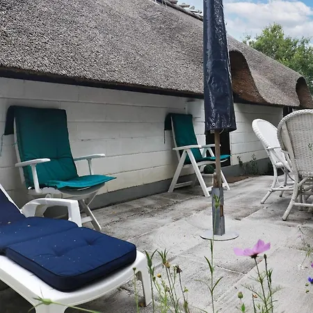 Cozy Near Lagoon - By Traum *